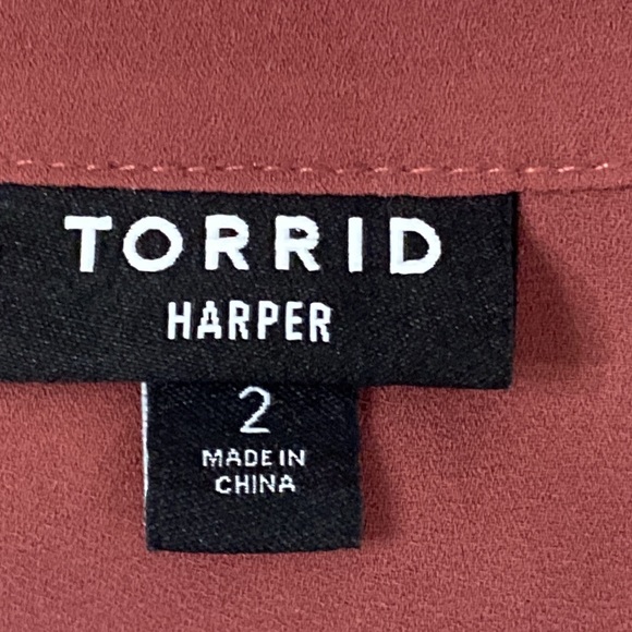 Torrid Harper Georgette Pullover Top/ Blouse 3/4 sleeve in Maroon size 2 - Picture 10 of 12